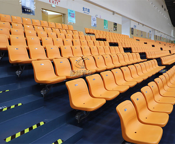 高靠背吹塑椅-側(cè)裝 高靠背吹塑椅-側(cè)裝