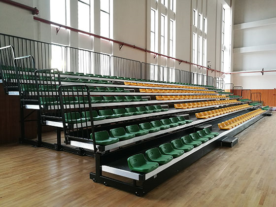 前置式低靠背座椅伸縮看臺(tái) 前置式低靠背座椅伸縮看臺(tái)