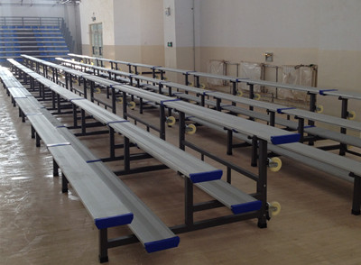 綠蛙吹塑簡易座椅看臺