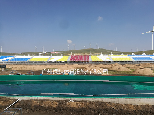 輝騰錫勒草原國際馬術(shù)演藝小鎮(zhèn)看臺