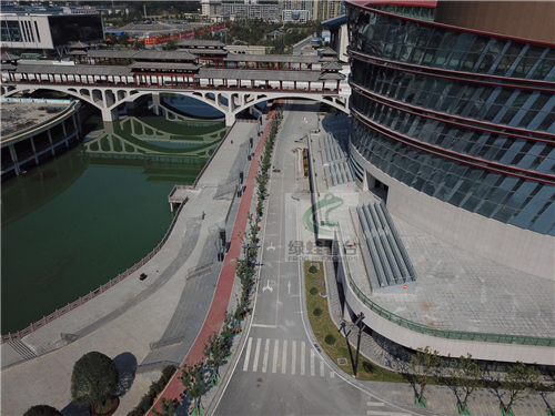 湘西吉首世紀廣場音樂噴泉的拼裝看臺