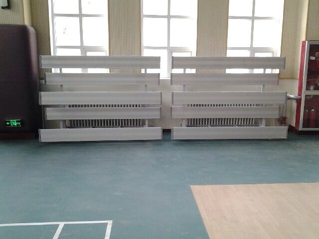 青海西寧青春體育籃球館鋁制看臺