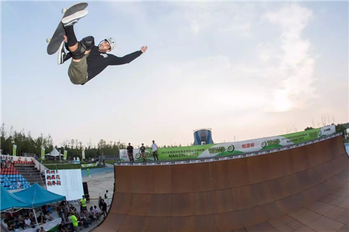 綠蛙拼裝看臺助力2017年世界輪滑錦標賽