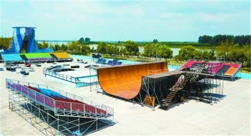 綠蛙拼裝看臺助力2017年世界輪滑錦標賽