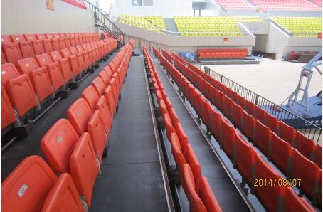 綠蛙看臺落戶雙峰體育中心