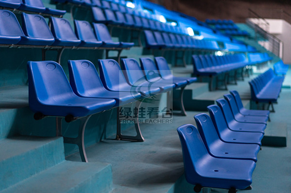 中空吹塑立裝中低靠背座椅看臺