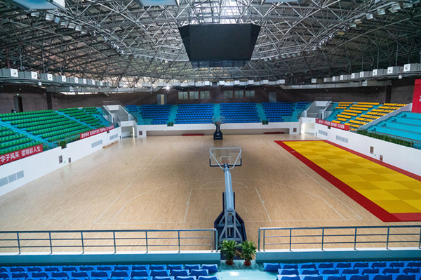 中空吹塑立裝中低靠背座椅看臺