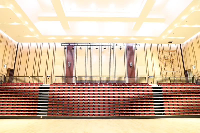 廣州第八人民醫(yī)院多功能廳伸縮看臺(tái)