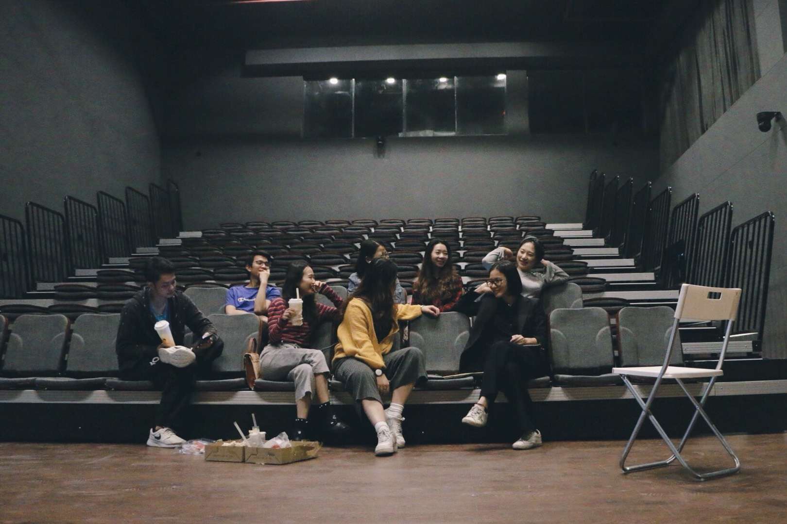 燕晗高地與綠蛙看臺一同追求的詩和遠(yuǎn)方