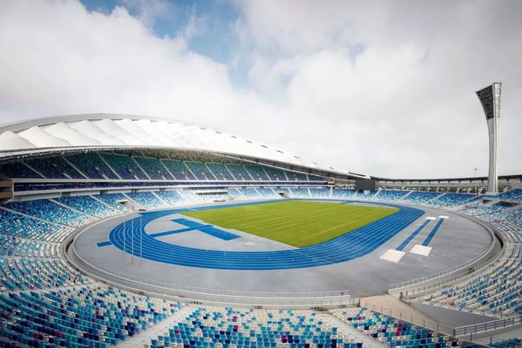 喊踩?？谖逶大w育館落成，看臺設(shè)計細(xì)節(jié)提高觀眾舒適度