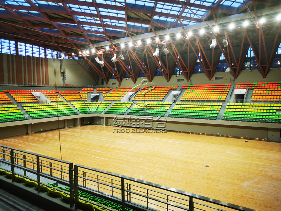 中國科技大學體育館看臺座椅