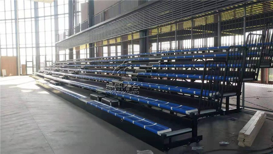 湘鄉(xiāng)市名民實驗中學(xué)伸縮看臺搭建項目 湘鄉(xiāng)市名民實驗中學(xué)伸縮看臺搭建項目