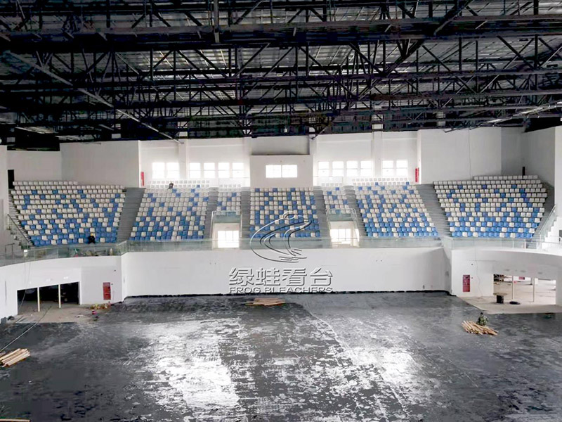 廣東金融學(xué)院清遠(yuǎn)校區(qū)體育館設(shè)計(jì)固定看臺(tái)座椅