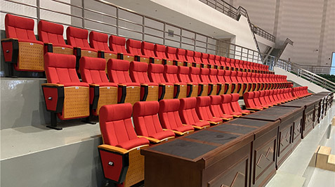 體育場(chǎng)館中的固定看臺(tái)座椅安裝方式有哪些？怎么選擇合適的座椅安裝方式發展成就？