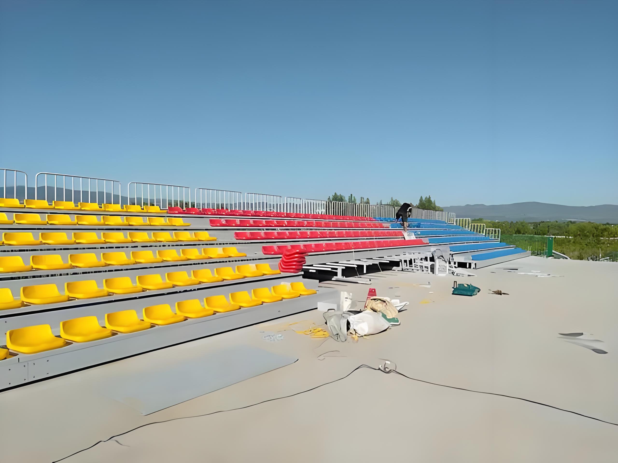 戶外伸縮看臺(tái)座椅