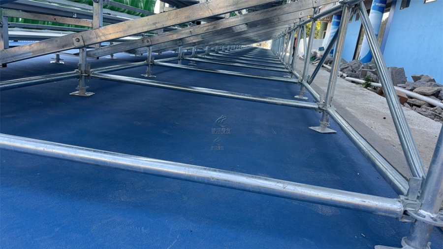 南沙體育館網(wǎng)球場室外拼裝看臺(tái)